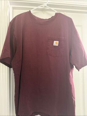 Carhartt Men's Pocket Tee in Burgundy Red